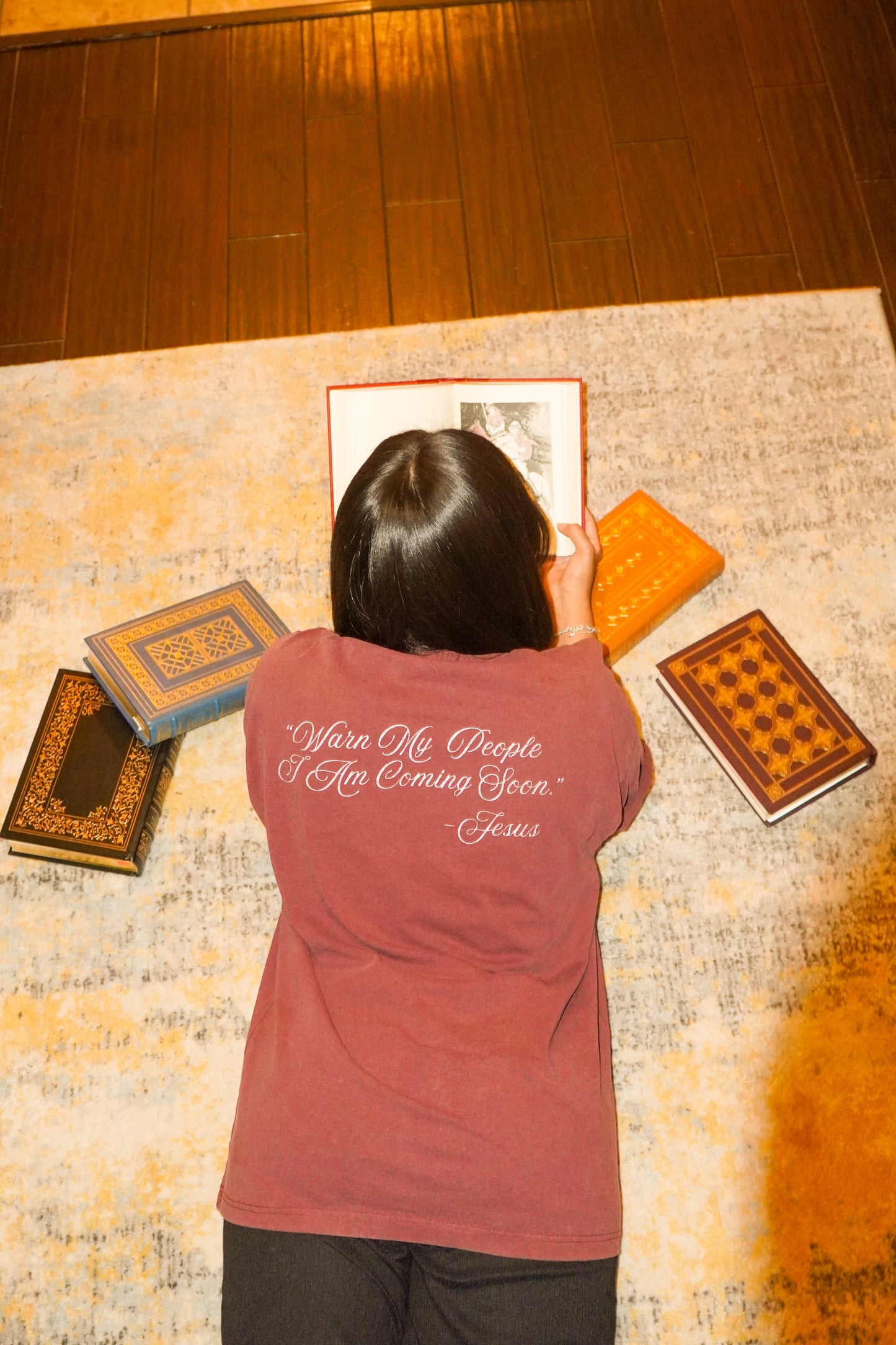 Jesus is coming tee (Maroon)