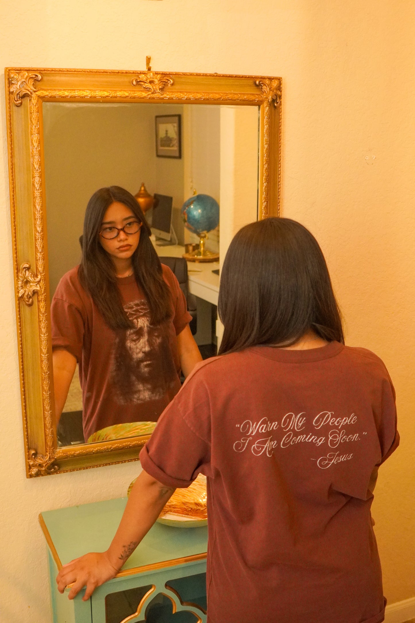 Jesus is coming tee (Maroon)