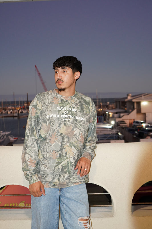 Slave to Righteousness Camo (Long-Sleeve)